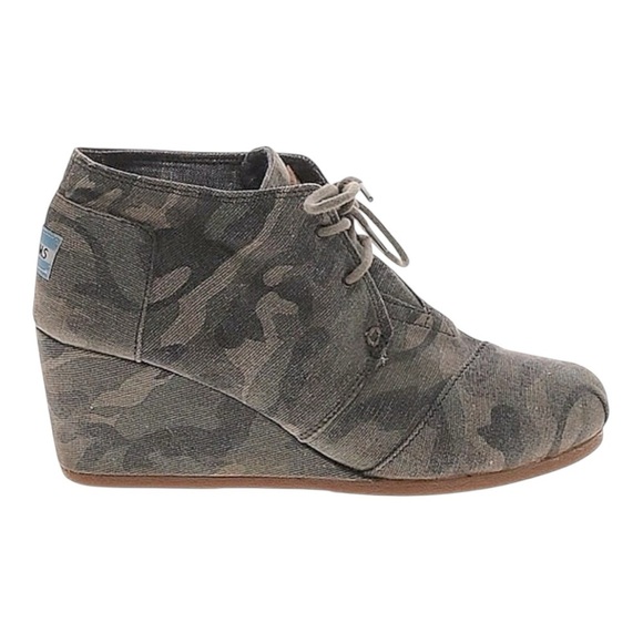 Toms Canvas Washed Desert Camo Lace Up Wedge Booties. Size 7.5. - Picture 1 of 11